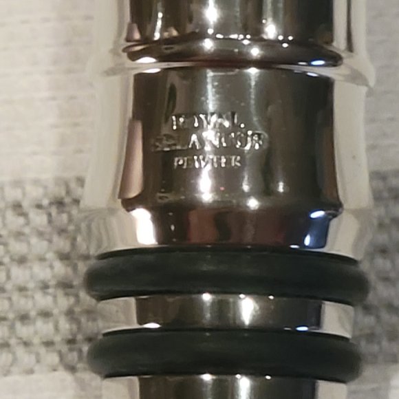 NIB Royal Selangor Gift Boxed Wine Bottle Coaster & Pourer Set - Picture 7 of 16